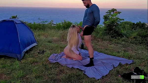 Sexo Arriscado Casal Amador real fodendo em acampamento - Sexdoll 520